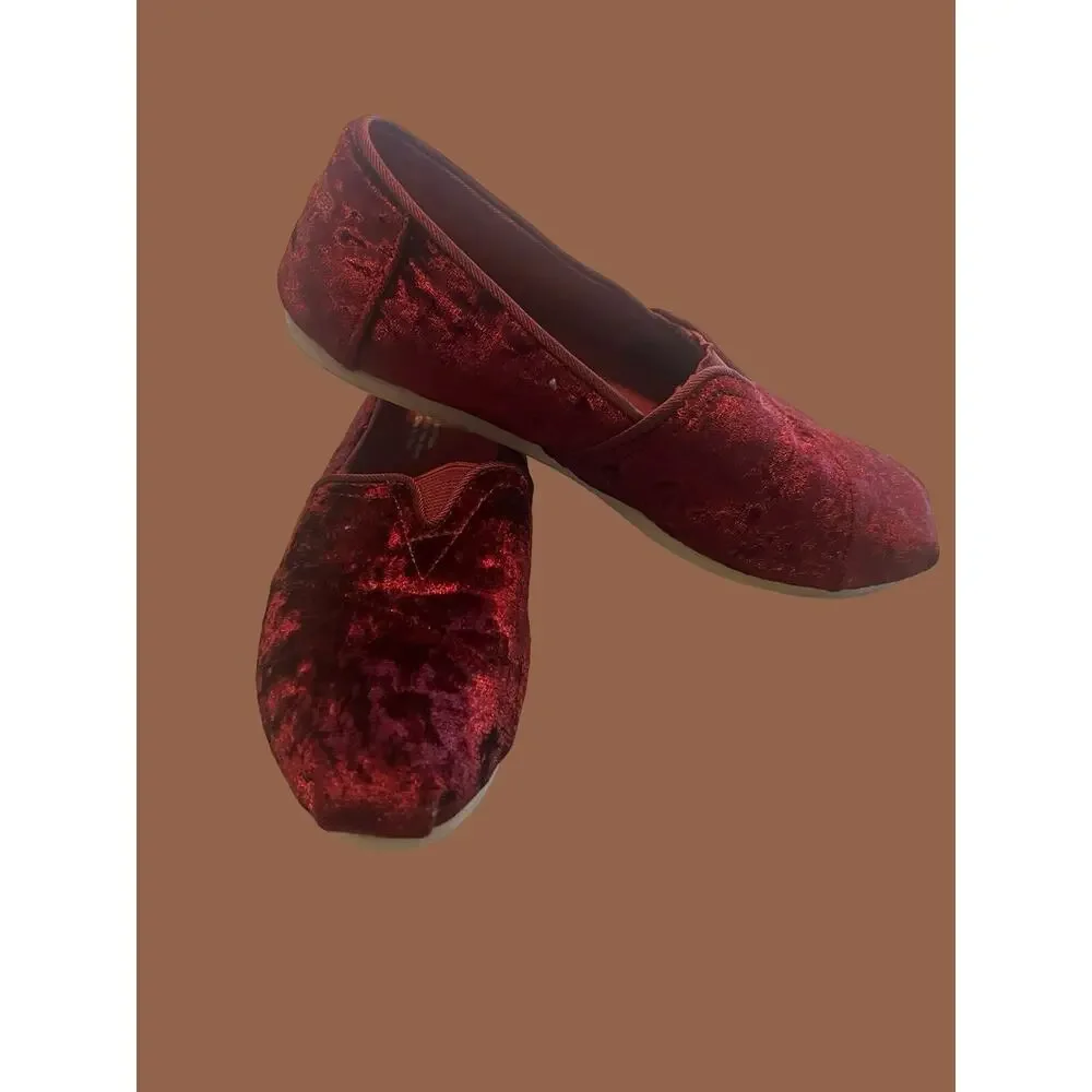 WOMEN'S SIZE W 7.5- TOMS Alpargata Slip Ons, Crushed Velvet, Black Cherry